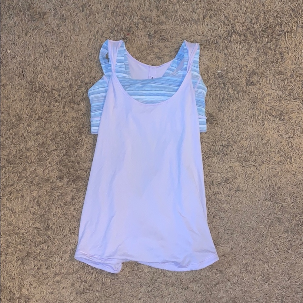 Lululemon workout tank connect to sports bra